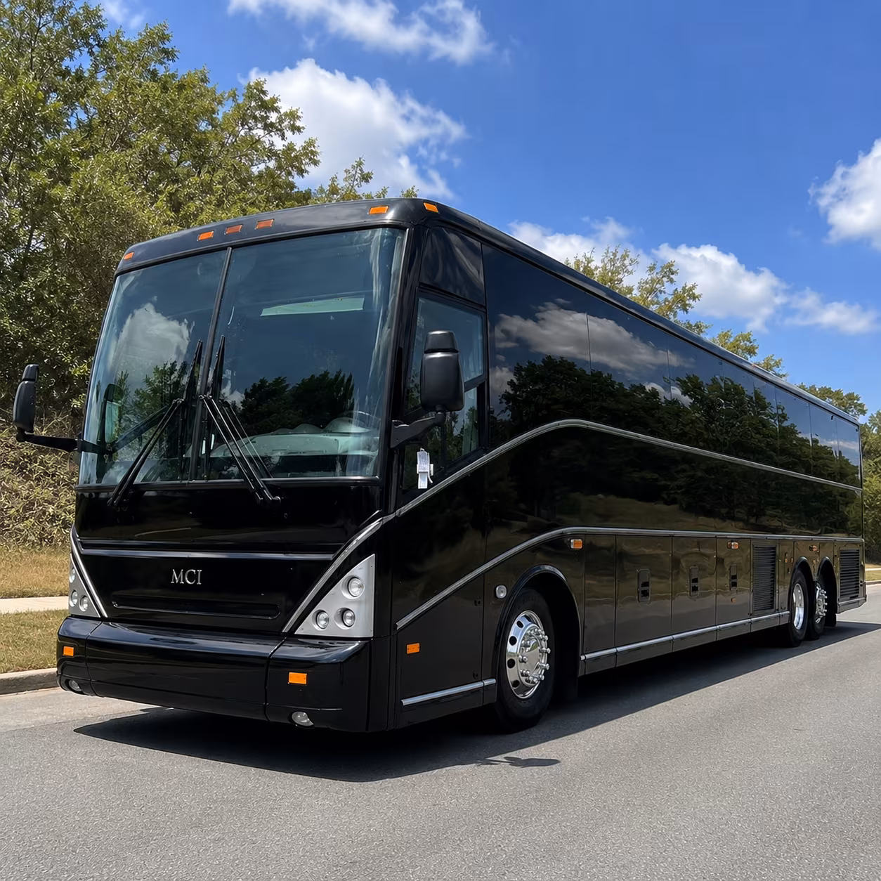 moving a large group through roc a charter bus makes it easy
