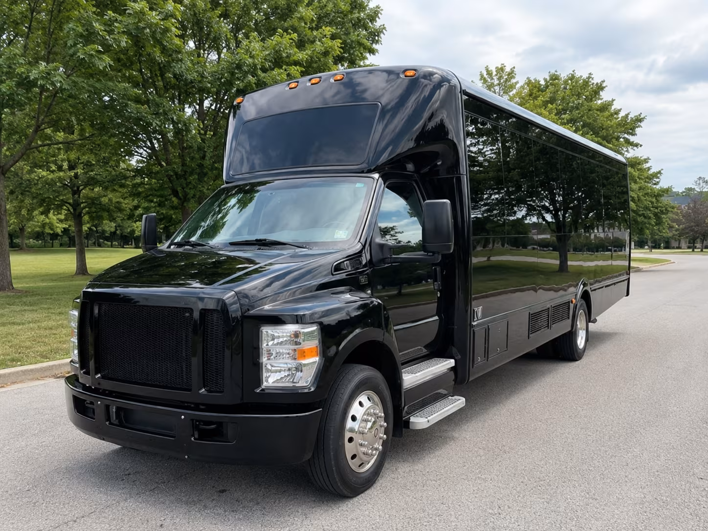 newark rochester charter buses