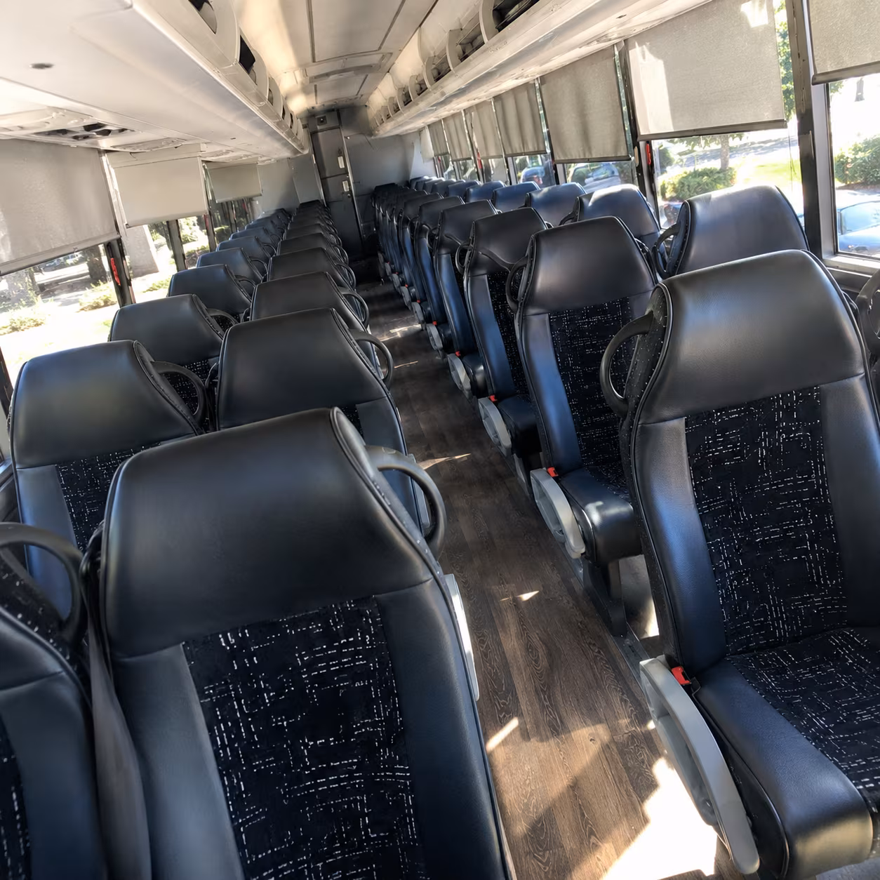 newark short and long term charter bus services for newark businesses