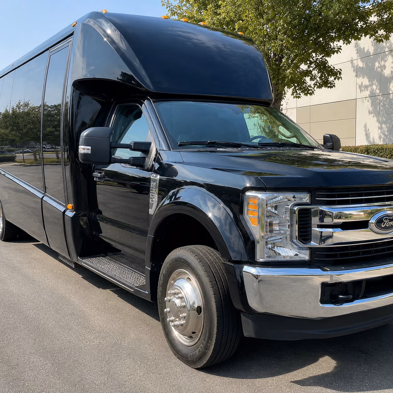 niagara falls professional employee shuttle bus rentals in niagara falls