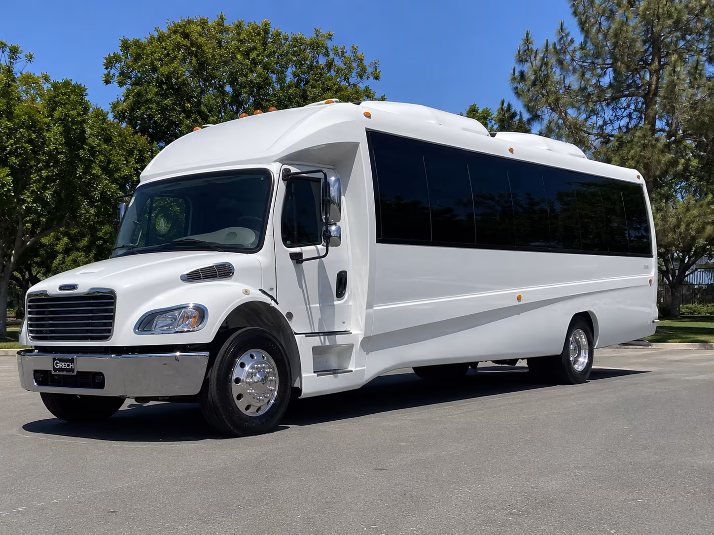 rochester quinceanera sweet 16 party bus rental