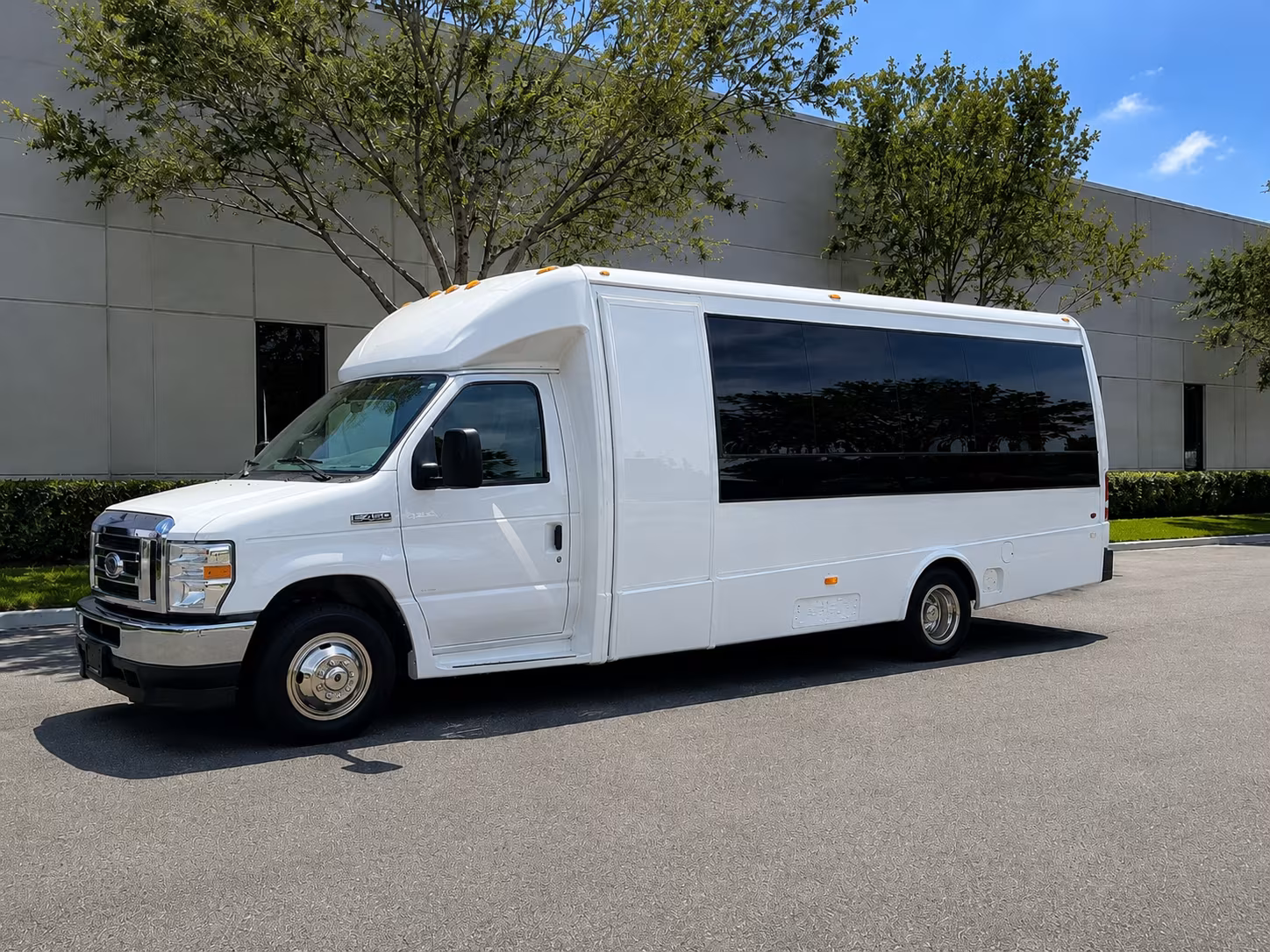 through a network of bus companies find the right ride to flower city union and rit hockey games